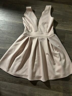 Forever 21 Pale Pink Deep V Pleated Mini Dress